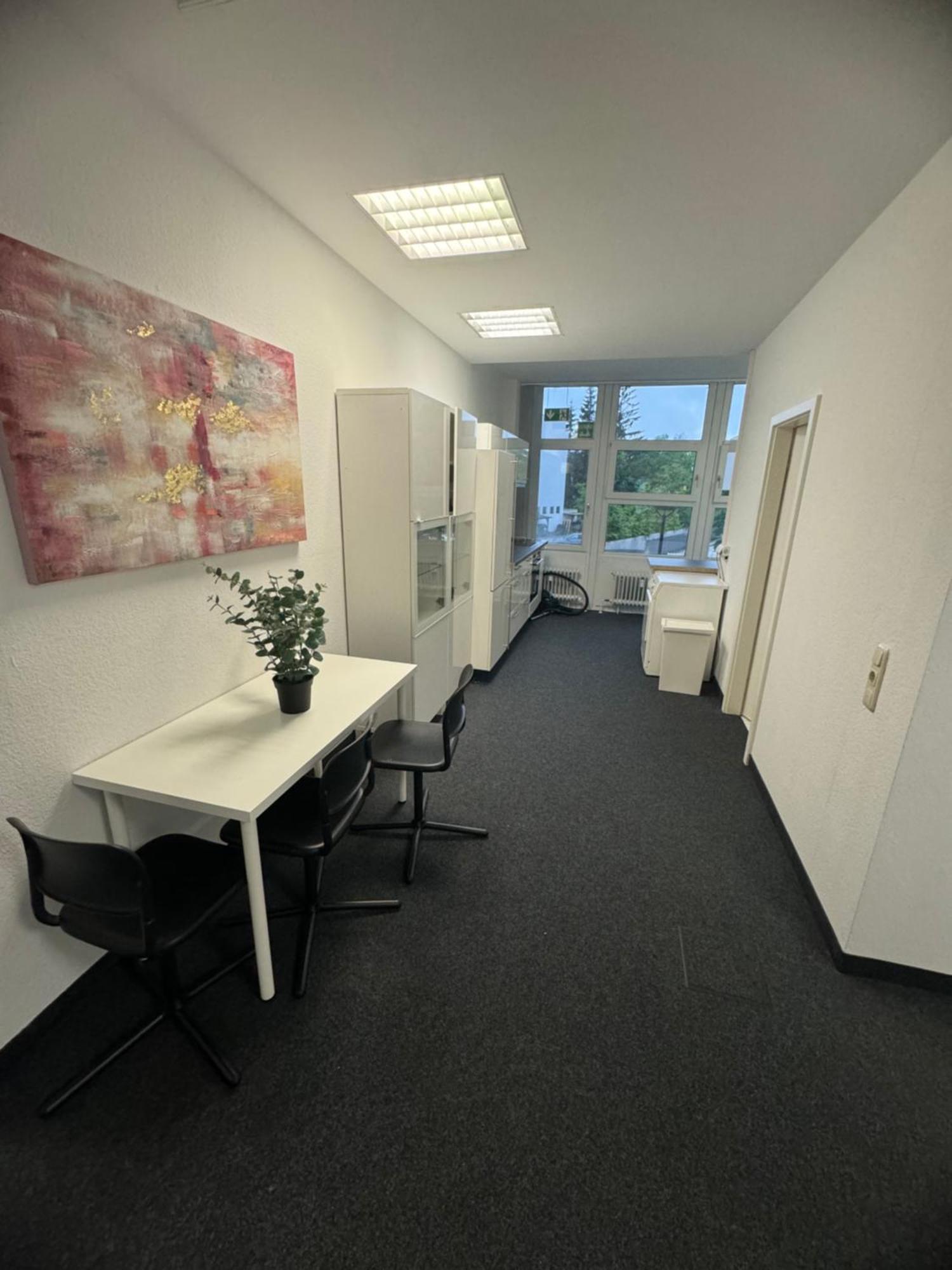 Wohnung Mit 9 Schlafzimmern Und 1 Wohnzimmer Ottobrunn Bagian luar foto